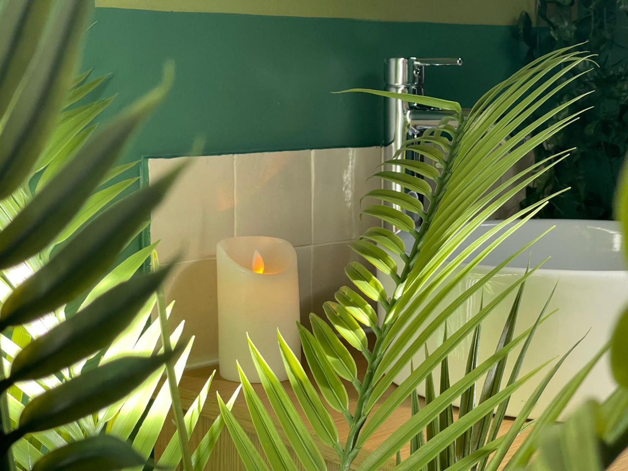 Evasion Exotique - Suite Selva - Jaccuzzi Privatif อาเมียงส์ ภายนอก รูปภาพ